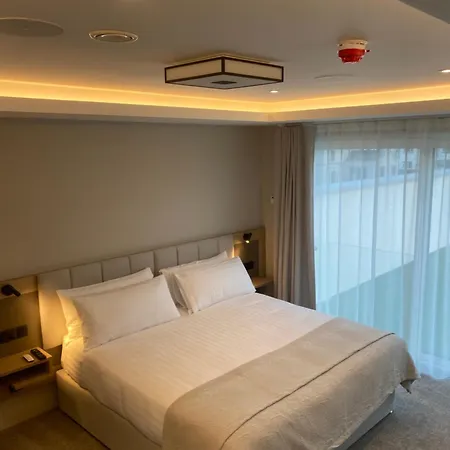 Luxurious - 5 Min Walk To Centre 度假居 基拉尼